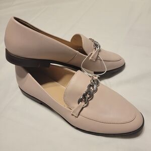 Loft Elegant Cream Loafers with Chain Detail